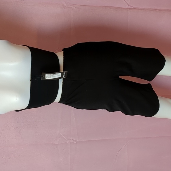 Nasty Gal Bandeau Crop Top and Cycling Shorts Co Ord Set in Black - Picture 2 of 6